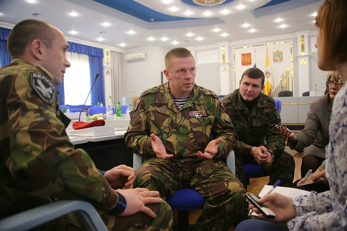 Алексей фадин халзан. Командир собр севастополь. Ветер собр. Командир собра халзан. Ветер собр.