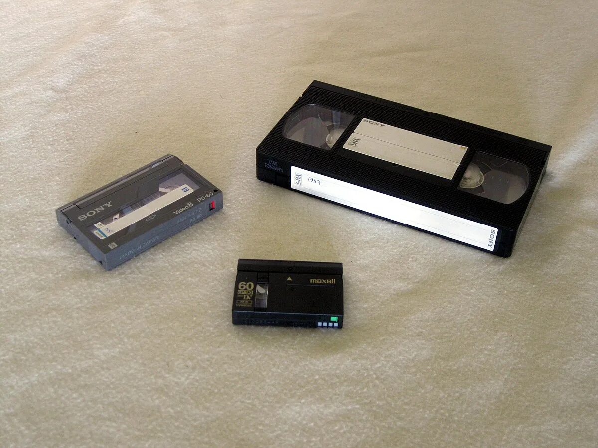 Оцифровщик видеокассет. VHS, video8, MINIDV. Видеокассета VHS Pioneer. Кассеты Video 8 Mini DV VHS-C. DVCPRO кассеты.