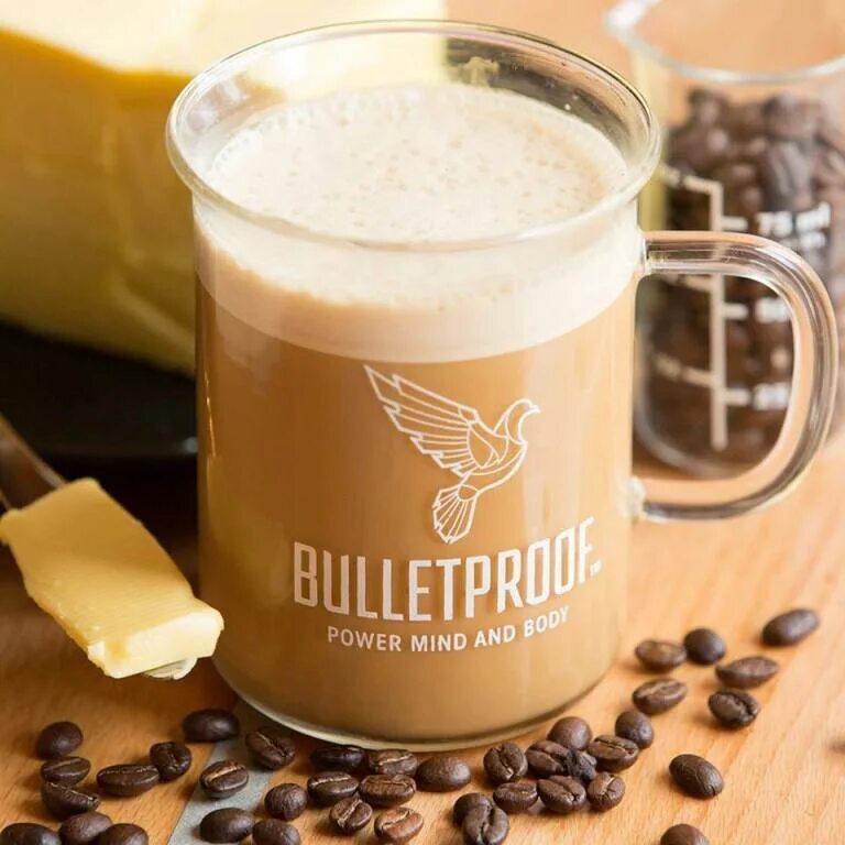 Добавить масло в кофе. Буллетпруф. бронекофе. мст масло броне кофе. bulletproof coffee.