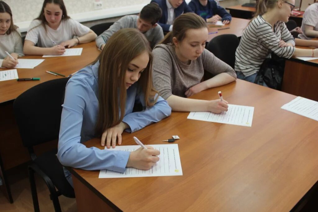 Колледж заочно новосибирск. Коми-Пермяцкий агротехнический техникум. Студенты Коми. Коми Пермяцкий колледж агропромышленный. Агротехнический Коми Пермяцкий техникум кинолог.