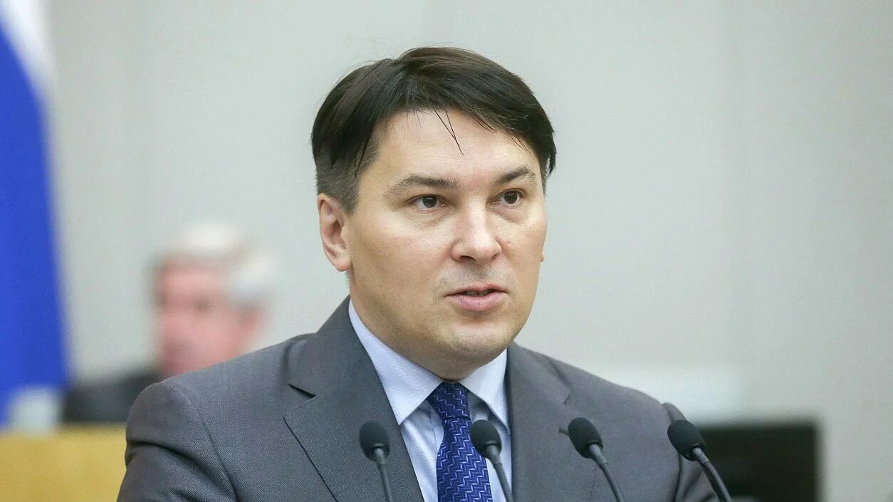 Трунин заместитель руководителя аппарата правительства.