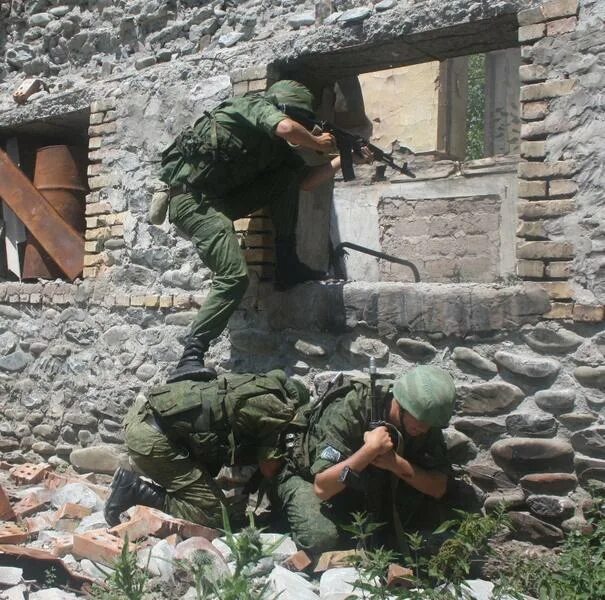 Оборона города. Бой в городских условиях. Зачистка здания тактика. Подготовка здания к обороне.