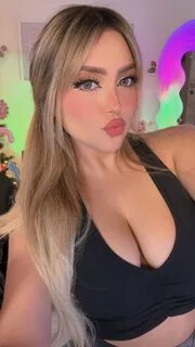 Ven ya ando en vivo en los twitches t.co6F1y4p92ng 