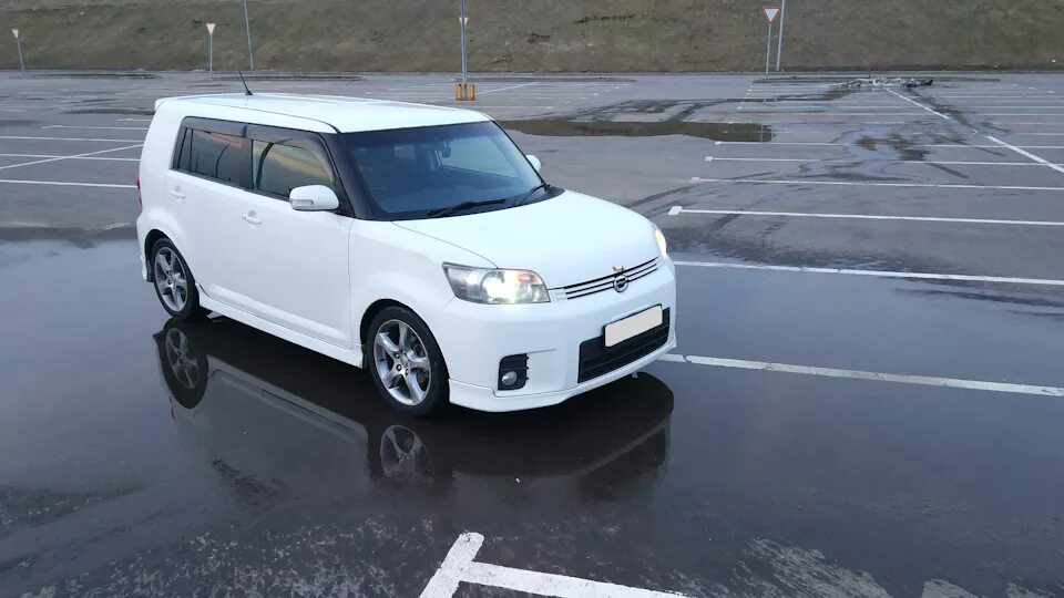 Диски тойота румион. Toyota rumion r16. Тойота королла румион r16. Toyota corolla rumion zre152. Toyota corolla rumion stance.