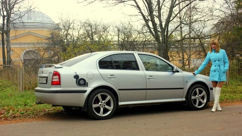 Skoda Octavia 2000 1.8 турбо. Шкода а4 2008