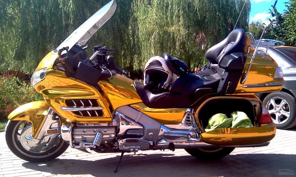 2003 Honda GL1800 Gold Wing Photos, Informations, Articles - Bikes.BestCarMag.ne