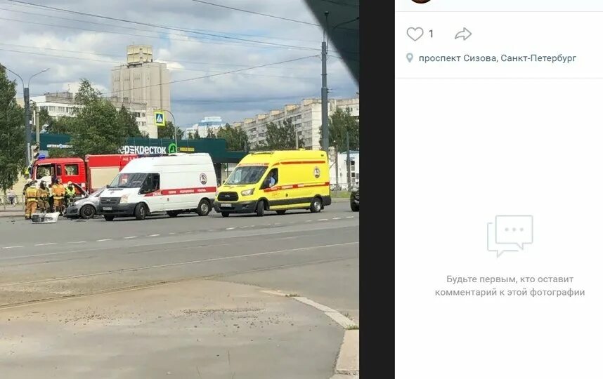 На нагибина перевернулась иномарка ростов. Ночью человек ищет дорогу с фонариком. Новости москвы происшествия дзен. Новости москвы происшествия дзен. Хабаровск сгорел трамвай.
