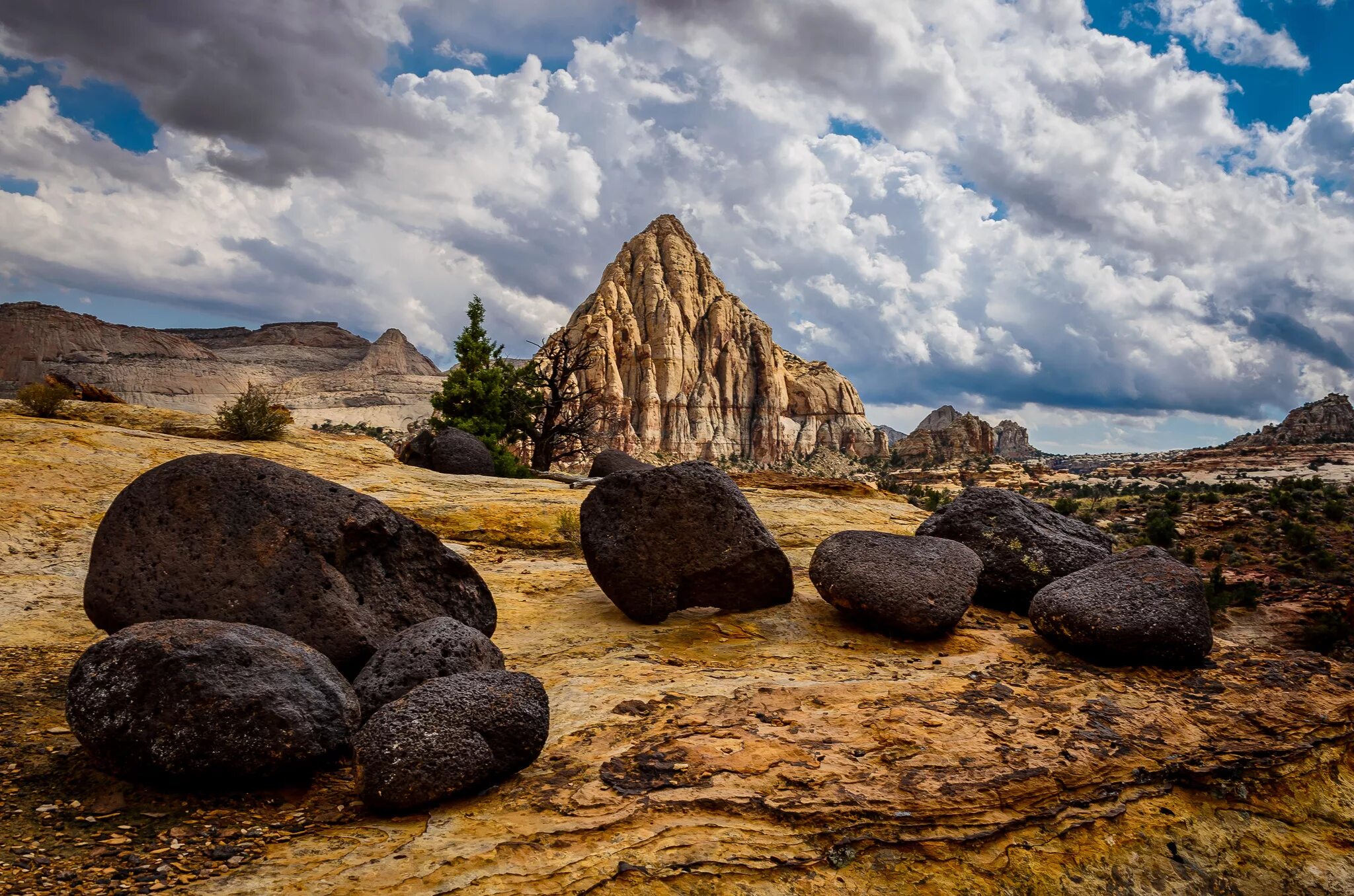 Stone photo. Стоун-Маунтин каменная гора. Камни валуны Карагайский. Камни в горах. Скалы и камни.