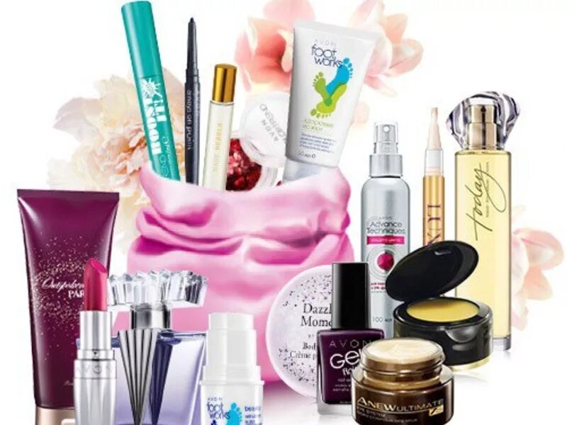 продавец в магазине косметики. женская косметика. девушка выбирает косметику. девушка с уходовой косметикой. уходовая косметика.