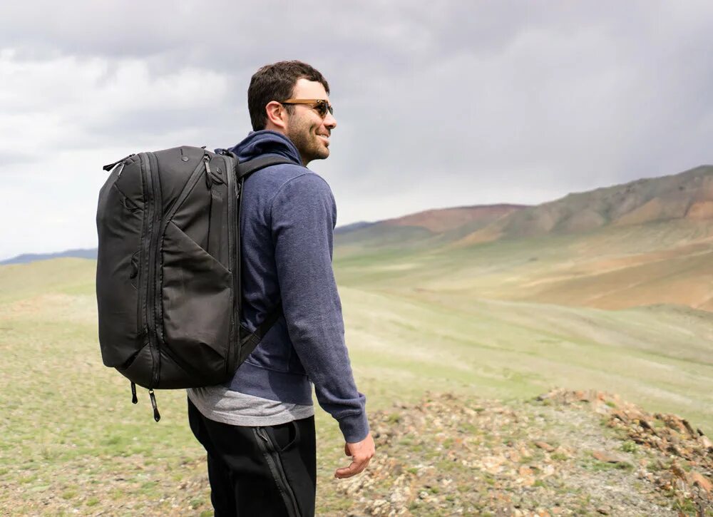 Рюкзак для путешествий самолетом. Peak Design Travel Backpack 45l. Peak Design Travel Backpack 45. Рюкзак Peak Design Travel Backpack 45l Black. Peak Design Travel Backpack 30 vs 45.