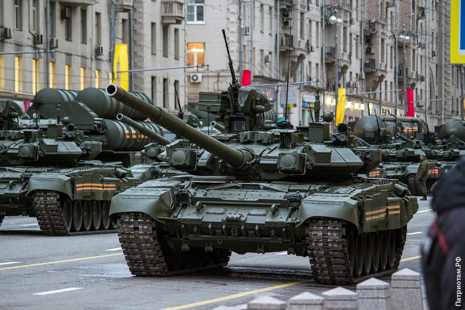 танковые соединения. танковые войска составляют главную ударную силу. танковые войска сухопутных войск. самоходная установка «ни-1». танковые соединения.