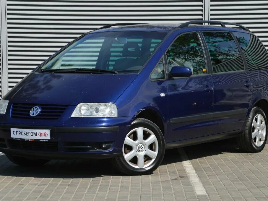 Купить фольксваген шаран бу. Фольксваген Шаран 2003. Volkswagen Шаран 2003. Volkswagen Sharan 1.9 дизель. Volkswagen Sharan 2003 года.