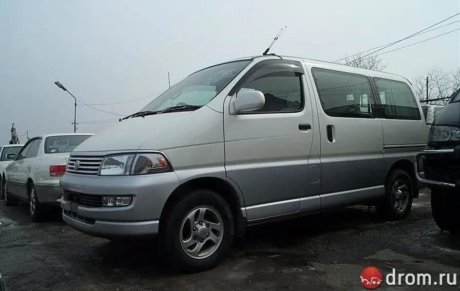 Toyota Hiace Regius 2000. Хайс Региус для бездорожья. Региус 2001 литье. Тойота Хайс Региус на бездорожье.