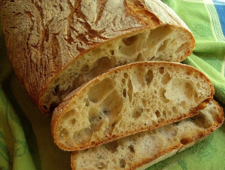 Итальянский хлеб рецепты. Хлеб чиабатта. Чиабатта зерновая. Лючия чиабатта. Грузинская чиабатта.