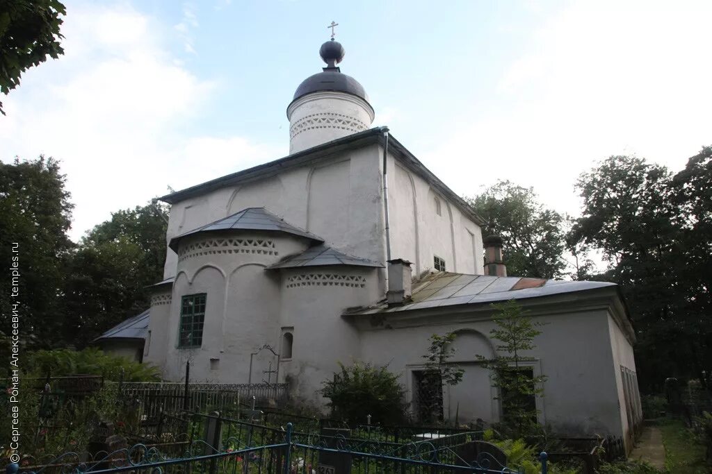 псков храм мироносиц