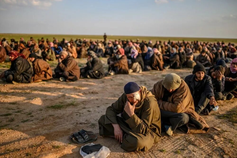 Сирия мусульмане. Пленные боевики ИГИЛ В Сирии.