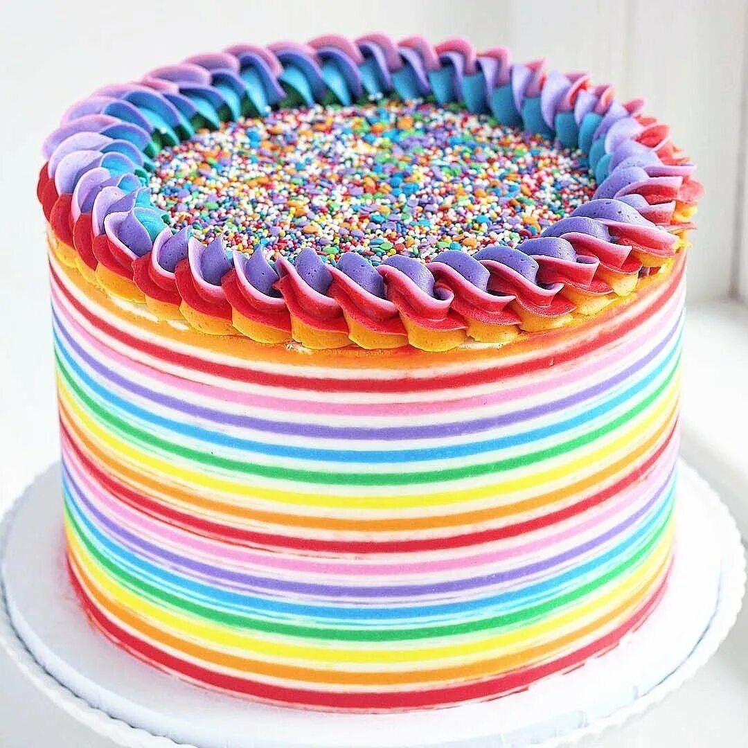 Как украсить цветной. Торт Рейнбоу. Торт Радужный. Торт разноцветный. Радужный торт украшение.