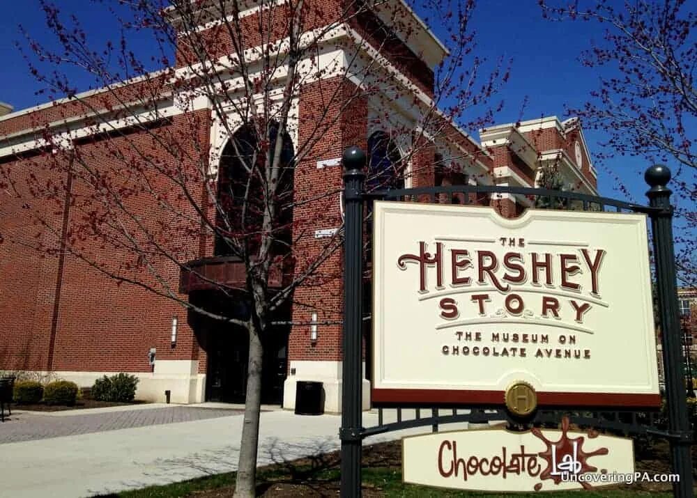 The hershey company. Милтон Хёрши. Милтон Херши фабрика. Шоколадная фабрика Херши. Пенсильвания шоколадная фабрика.