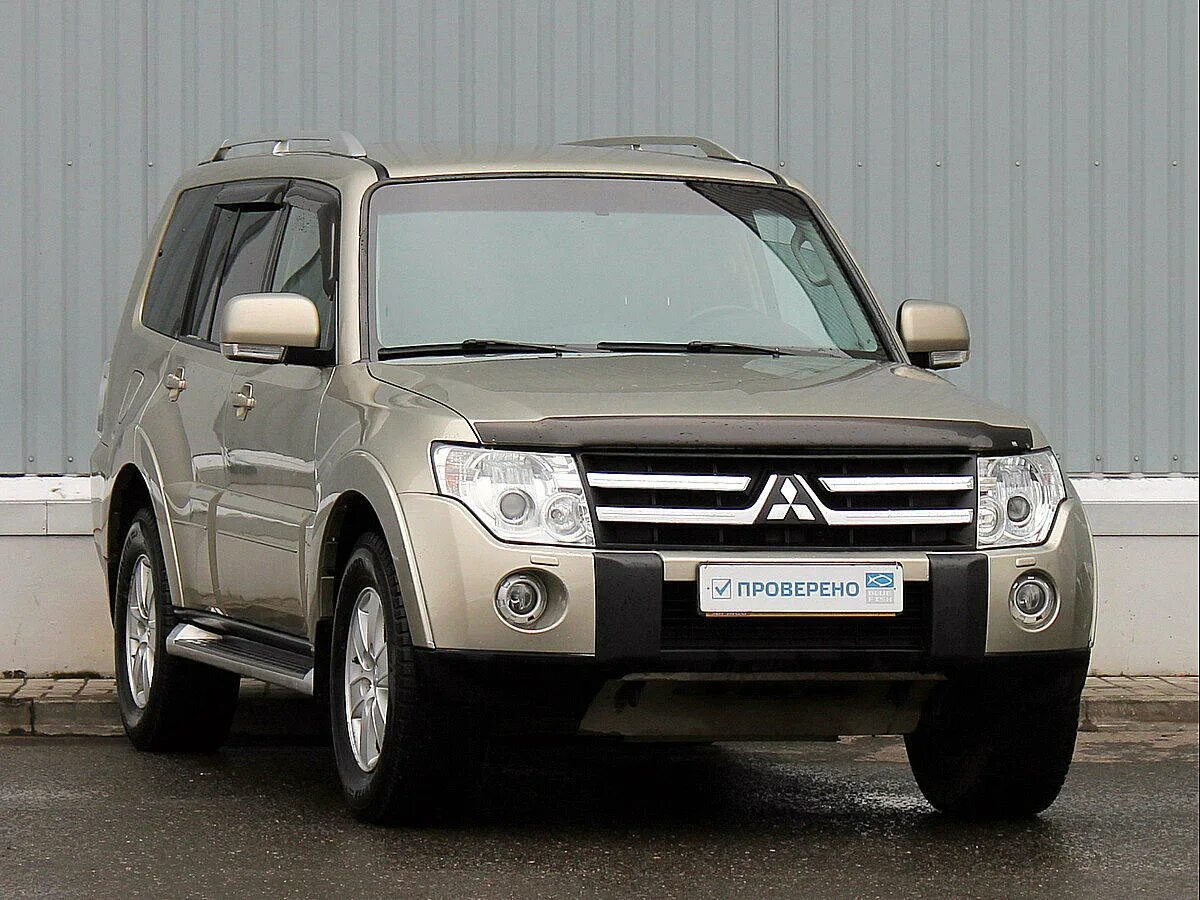 Мицубиси паджеро 3.8. Mitsubishi Pajero 2007. Митсубиси Паджеро 4 2007. Митсубиси Паджеро 2007г. Pajero 4 2007.