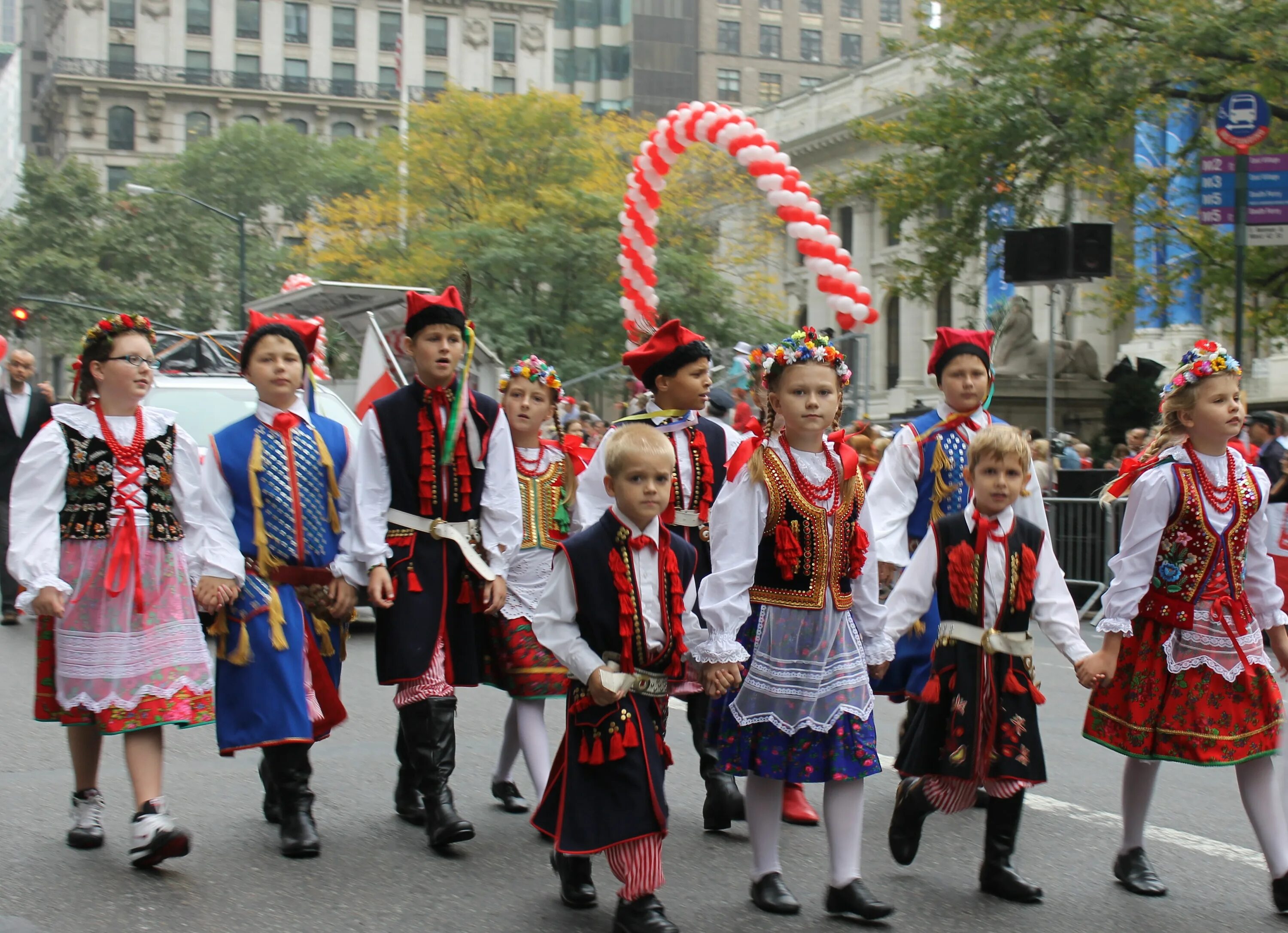 Польские традиции. Польские гурали. Гурали этнос. Национальные традиции польши. Польский народный костюм.