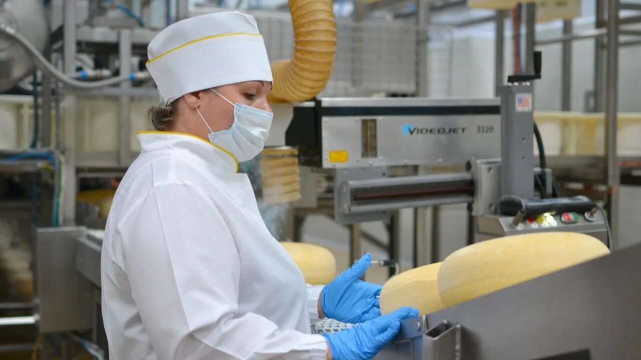 Слуцкий сыродельный комбинат продукция. Слуцкий сыродельный комбинат республика беларусь. Слуцкий завод сайт. Слуцкий завод сайт. Сф клецкий оао слуцкий сыродельный комбинат.