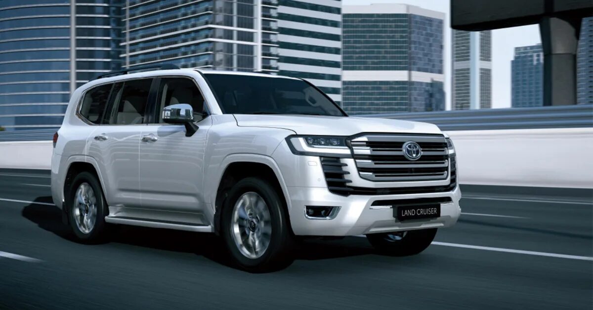Новый лк 300. Toyota land cruiser 2022. Toyota land cruiser 300 khann. Новый лк 300. Toyota land cruiser 300 white.