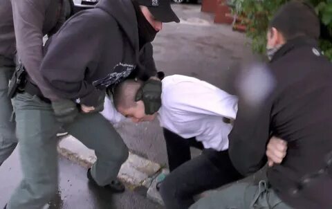 Арестовать видео