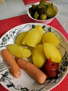 Сосиски с картошкой