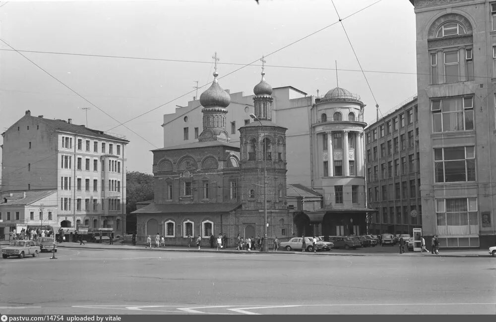 Площадь ногина как называется. Площадь ногина москва. площадь ногина 1980. метро площадь ногина москва. площадь ногина китай город.