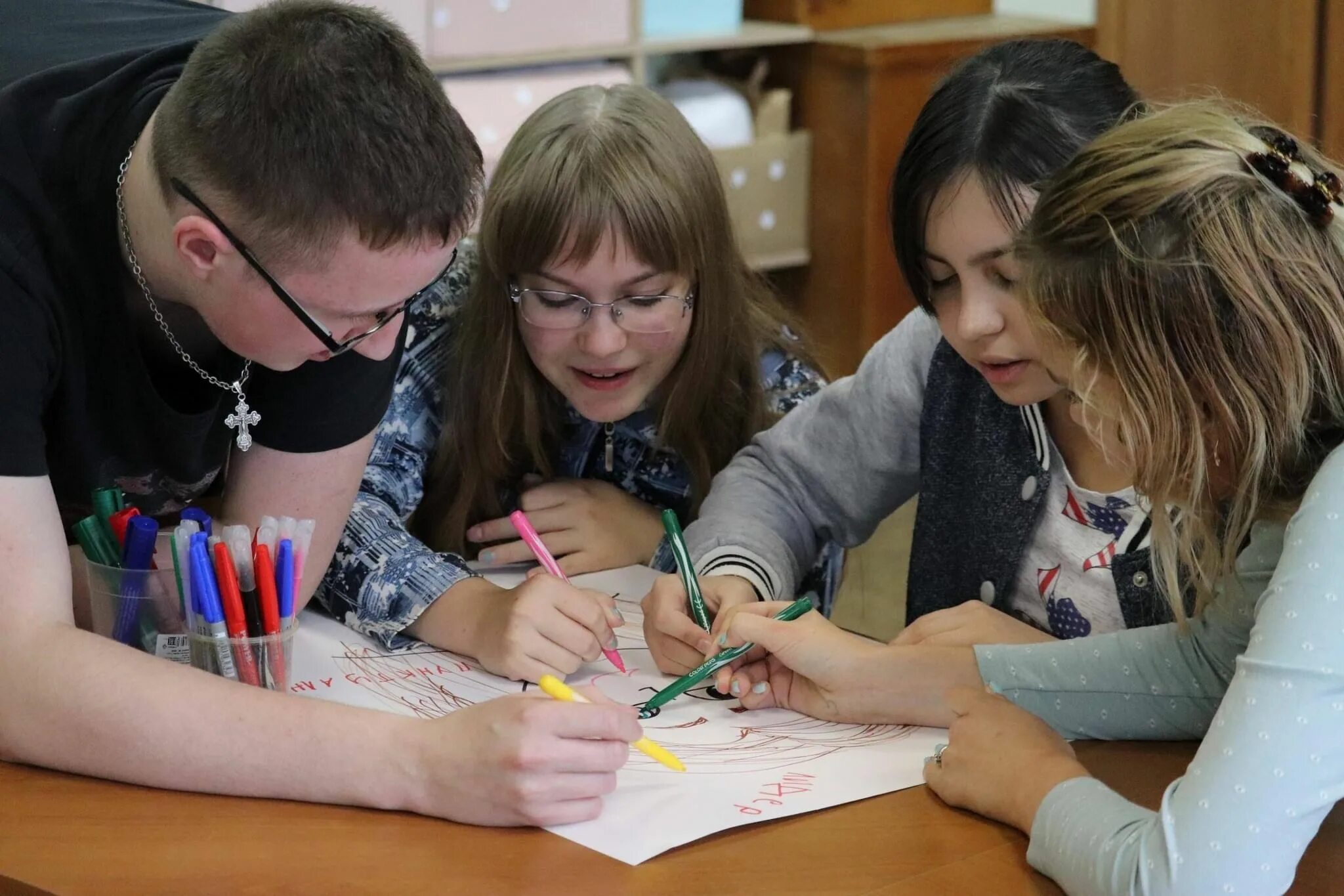 Интеллектуальная игра для молодежи. Познавательная беседа с подростками. Интеллектуальные соревнования для школьников. Квесты для детей и родителей. Беседа с молодежью в доме культуры.