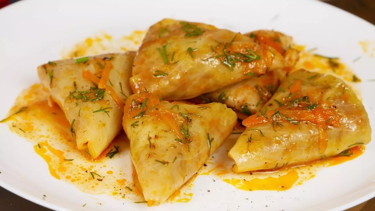 Голубцы на узбекском языке. Голубцы треугольником. Необычные голубцы. Голубцы треугольником. Треугольные голубцы.