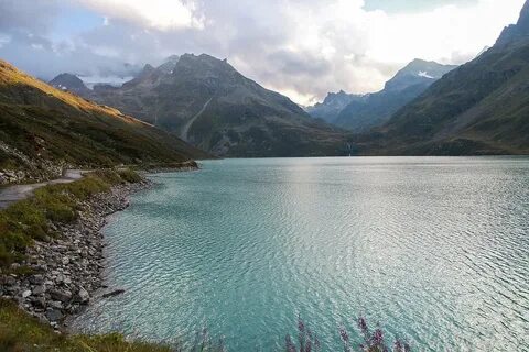 Горное водохранилище