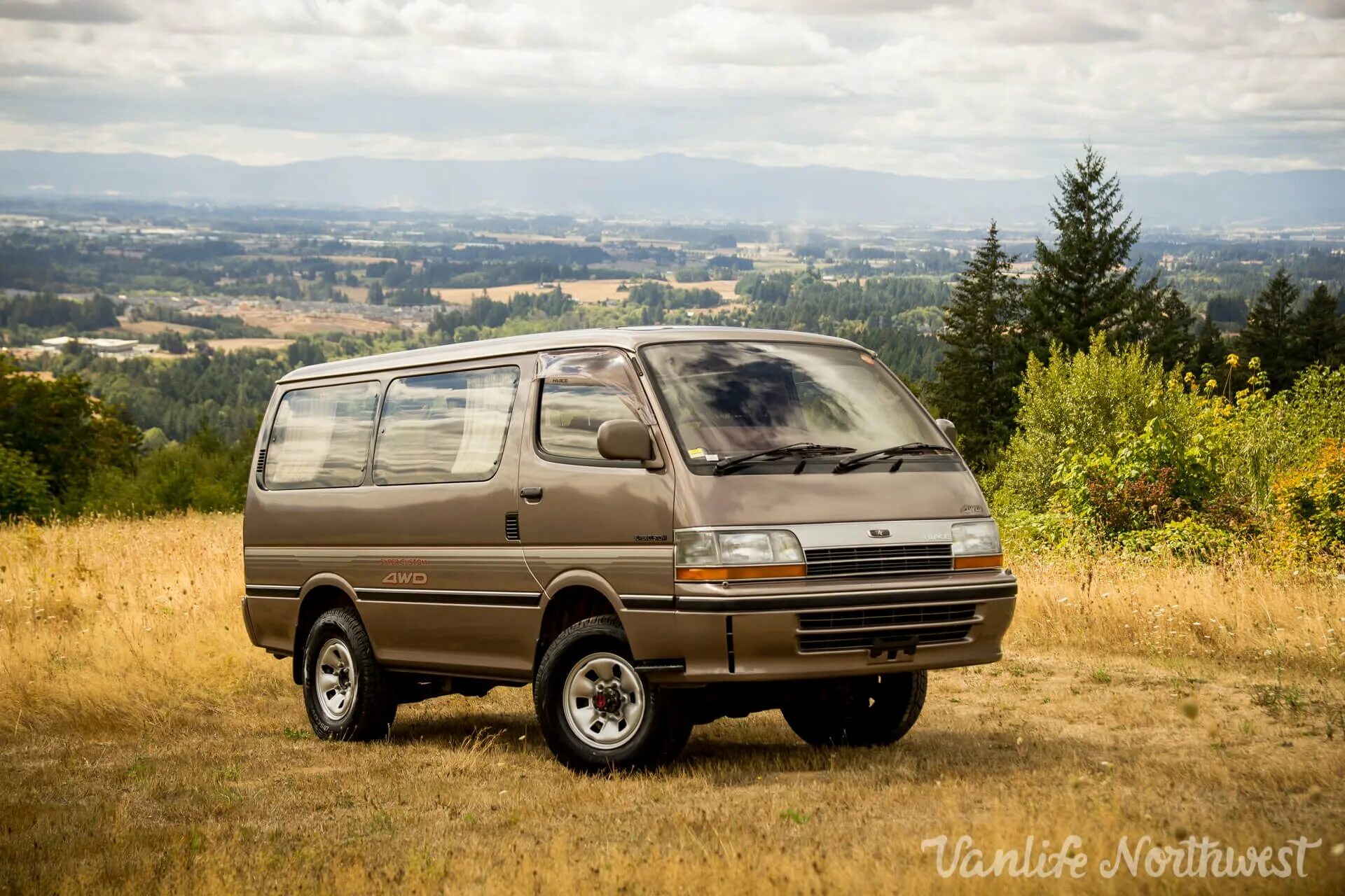 Toyota Hiace 4. Toyota Hiace 4x4. Toyota Hiace 4wd. Toyota Hiace 1987. Toyota hiace цена