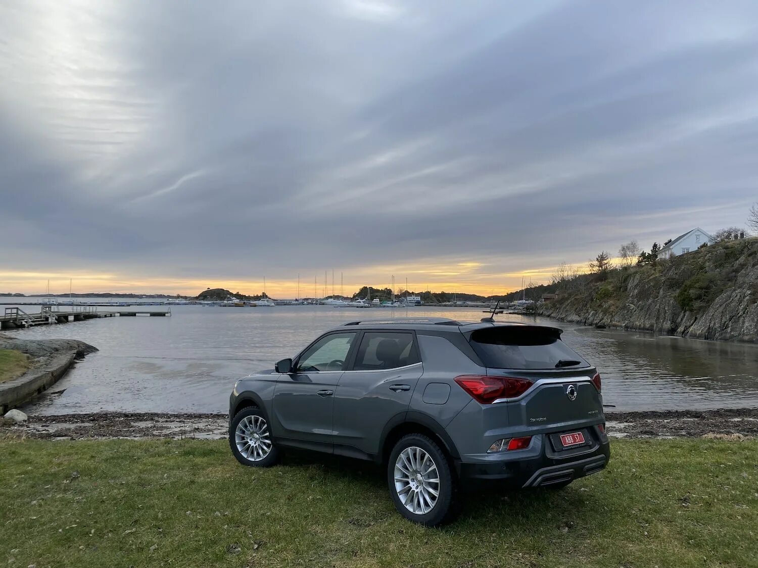 Санг йонг 2019. Ssangyong korando 2019. саньенг корандо 2025. ссангйонг корандо 2019. ssangyong korando 2019-2025.