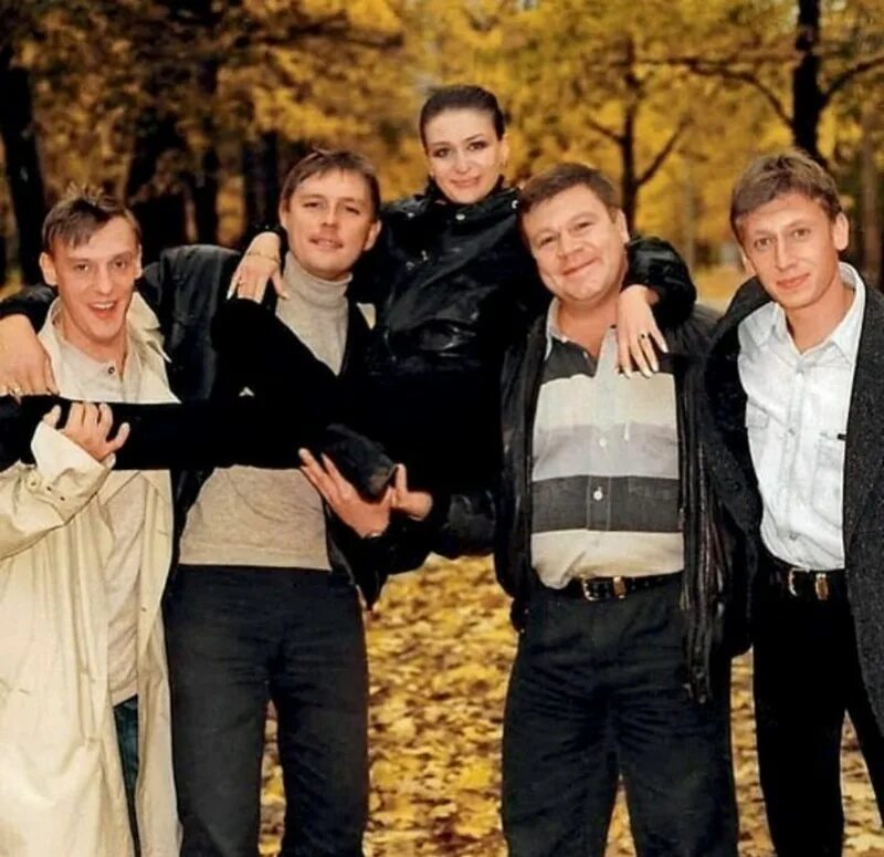 Улицы разбитых фонарей 1995. Улицы разбитых фонарей 1997. Улицы разбитых фонарей сериал 1997. Улицы разбитых фонарей 1995. Анастасия мельникова в сериале улицы разбитых фонарей.