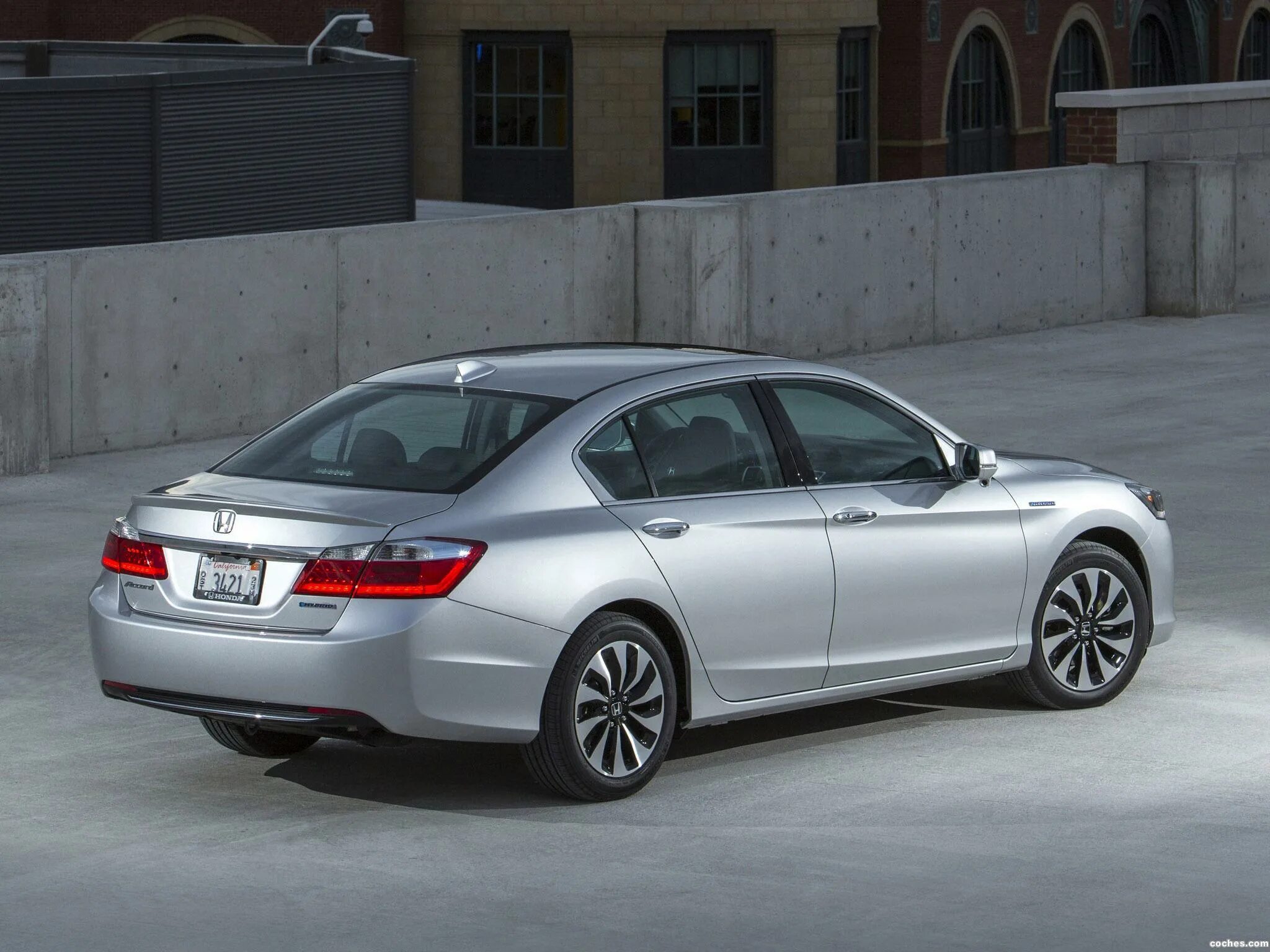 Аккорд 2015 года. Honda accord hybrid 2015. honda accord 2015 гибрид. honda accord 9 hybrid. honda accord hybrid ex.
