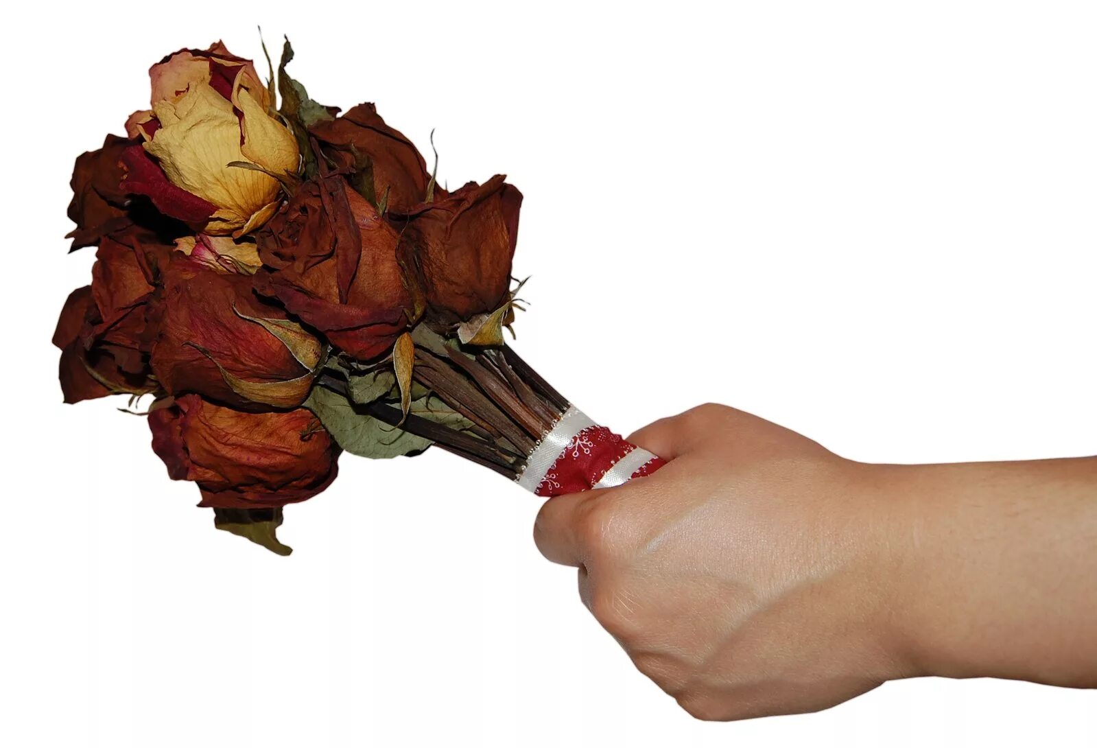 Цвет завядшей розы. Букет засохшими розами. Высохший букет. Букет засохшими розами. Букет завявших роз.