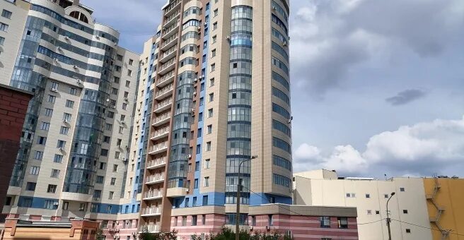 Семьи шамшиных 6. Семьи шамшиных 16 новосибирск. холодная плазма новосибирск на семьи шамшиных. новосибирск многоэтажки улица ленина.