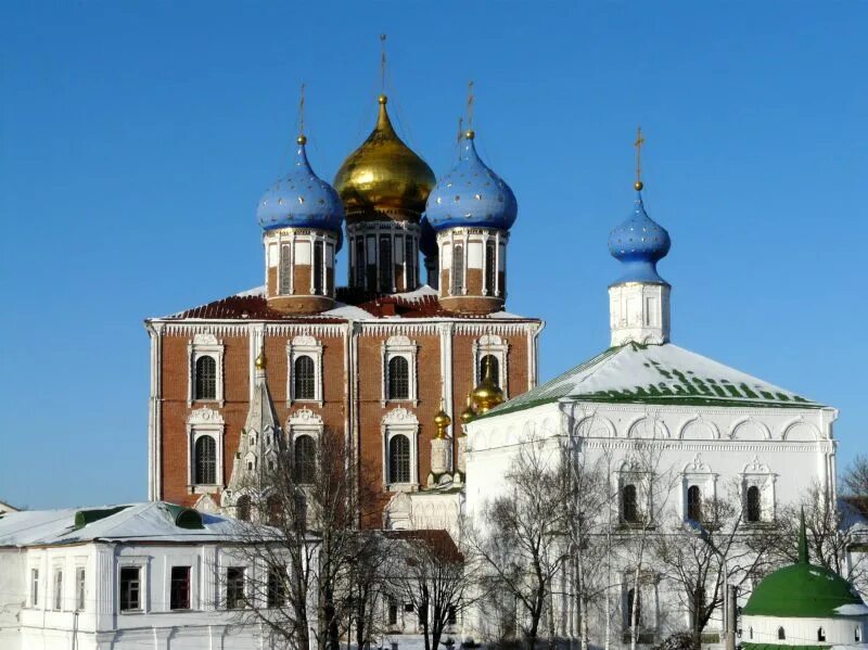 храм николая чудотворца рязань. успенский собор рязанского кремля. соборная площадь коломна храмы. спасо-преображенский монастырь рязань. храмы рязани.