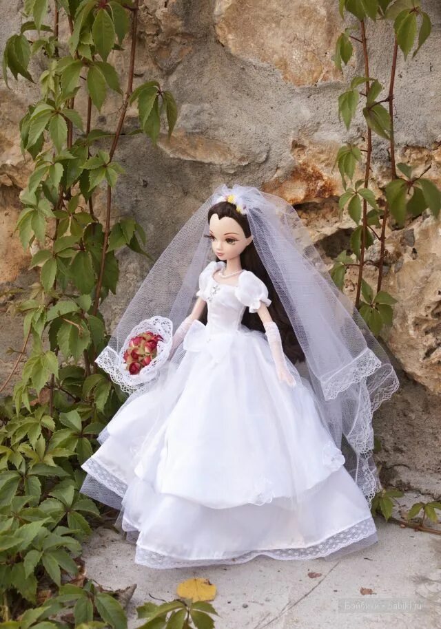 Купить куклу невесту. Кукла невеста. Кукла Sonya. Маленькая кукла невеста. Кукла невеста большая.