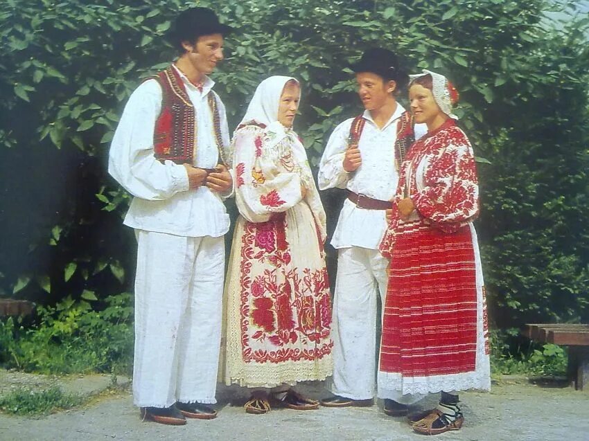 Хорватия национальный костюм. Хорватия люди. Хорватский национальный костюм. Народный костюм хорватов. Хорватский костюм.