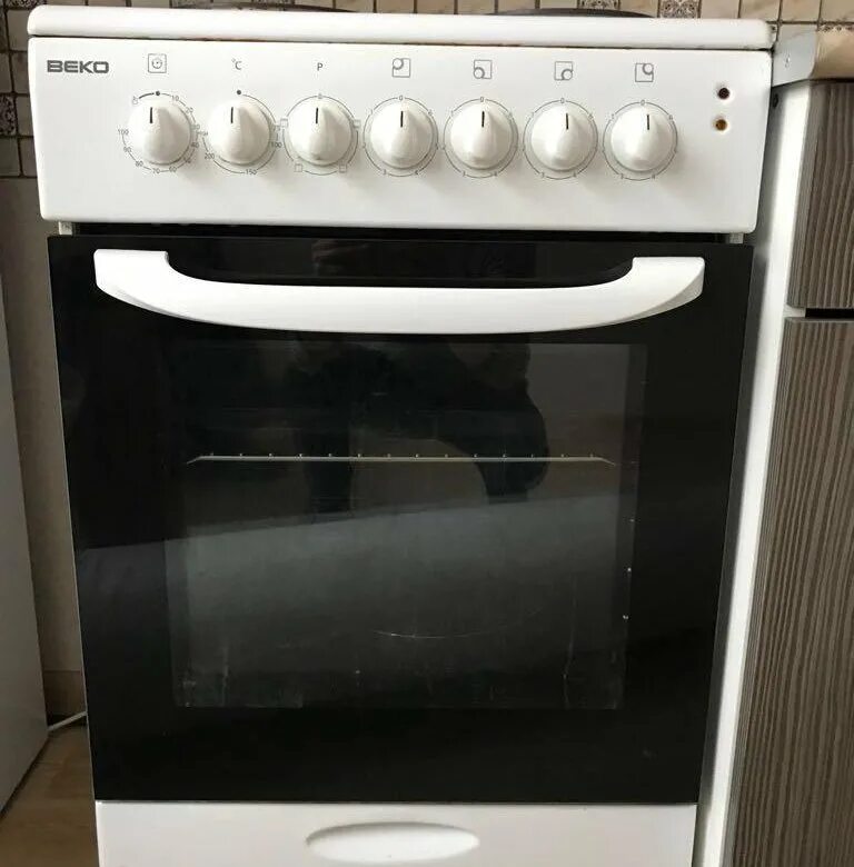 Сдать старую электрическую плиту beko на утилизацию. Beko электрическая плита старая модель. электрическая плита beko 50 см. плита электрическая беко 60 см. панель электроплиты беко.
