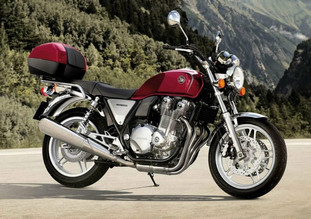 Honda cb1100. Honda cb1100 Deluxe. Мотоцикл Хонда CB 1100. Honda cb1100 Deluxe 2014. Модельный ряд мотоциклов хонда