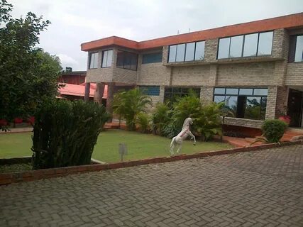 Little acre hotel in Aburi.Enjoyed my stay. 