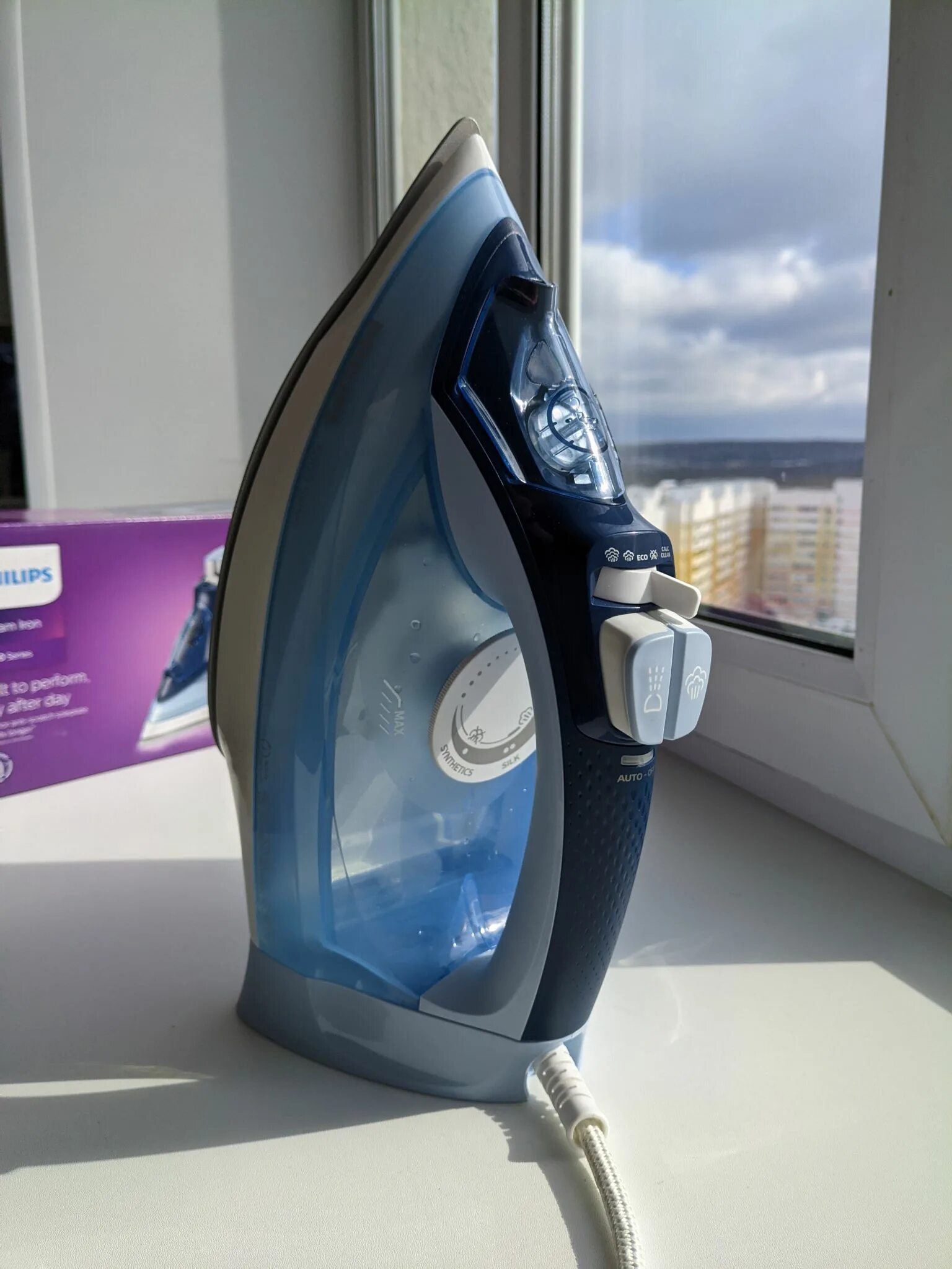 Philips паровой утюг 5000 series dst5040/80. Philips утюг с бачком. Philips dst5030. Philips dst5030. Утюг philips ds 5030/20.