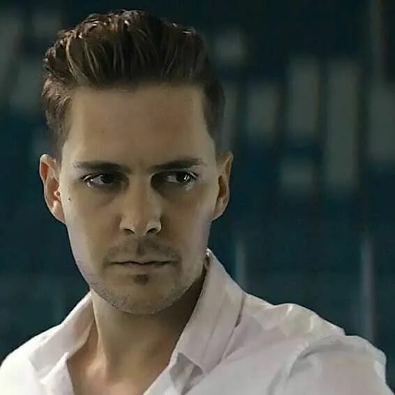 милош бикович усы. милош бикович тело. милош бикович тату. милош бикович. милош бикович татуировка на спине.