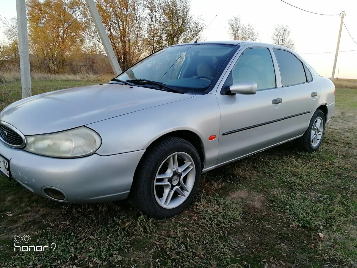 Форд Мондео 2 1998. Ford Mondeo 1998. Форд Мондео 1998 лифтбек. Форд Mondeo 1998.