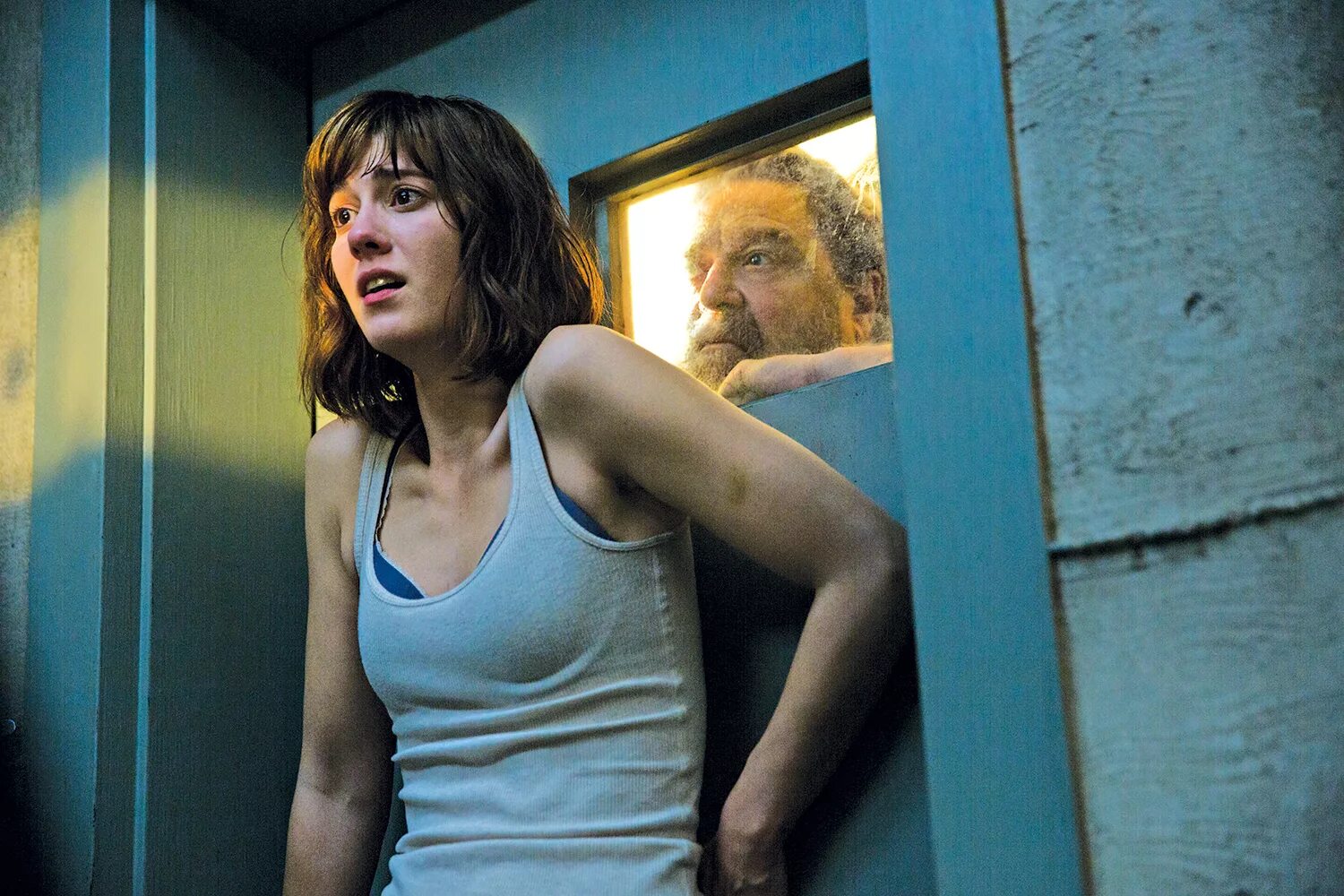 Пока ее не было сюжет. Кловерфилд, 10 (2016). 10 Cloverfield Lane 2016. Кловерфилд 10 Говард.