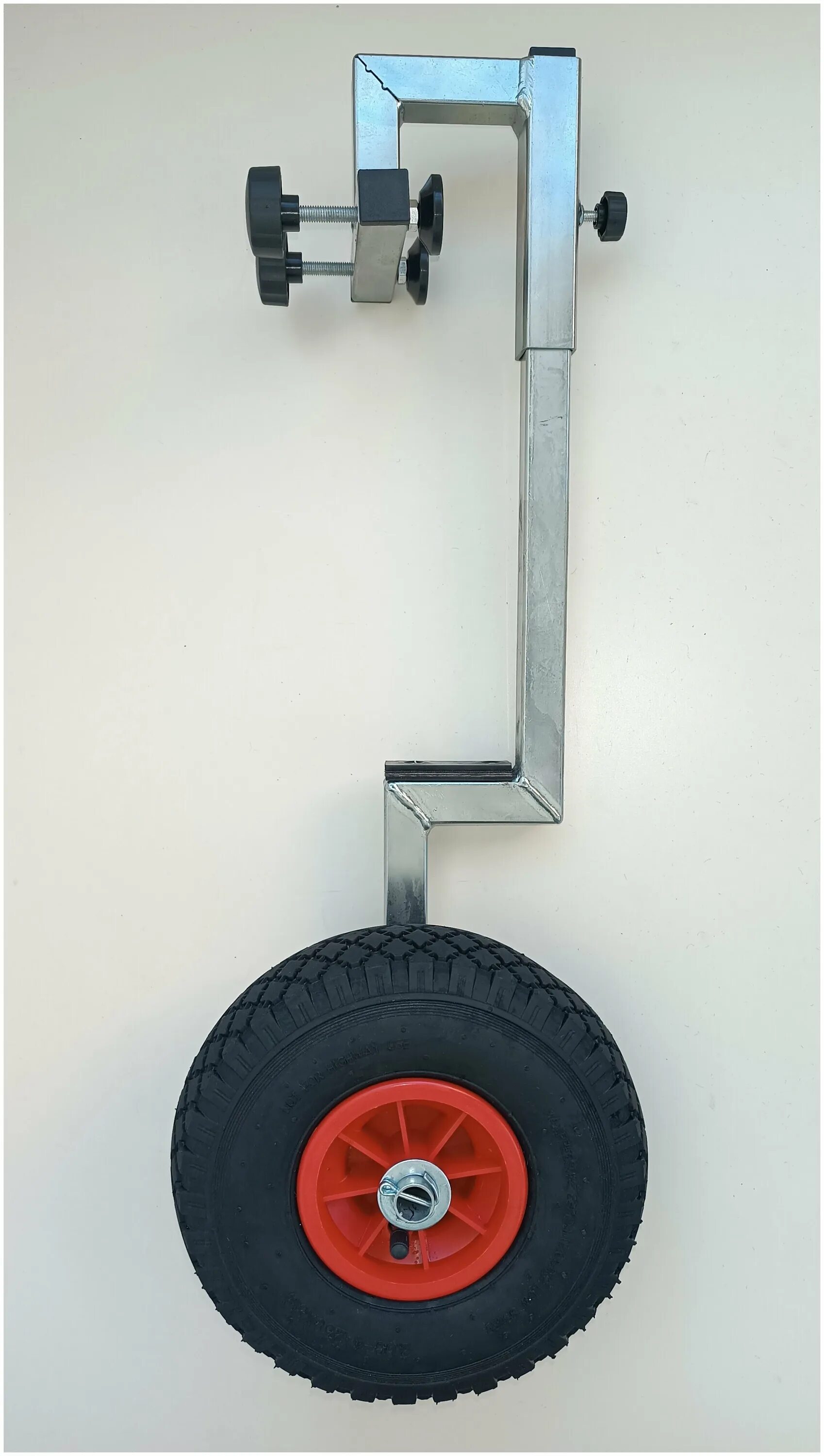 транцевые колёса зилет на струбцинах. транцевые колеса на6стркбциеах. транцевые колеса для риб 390. транцевые колеса на струбцине zilet. транцевые колеса спрут универсал.