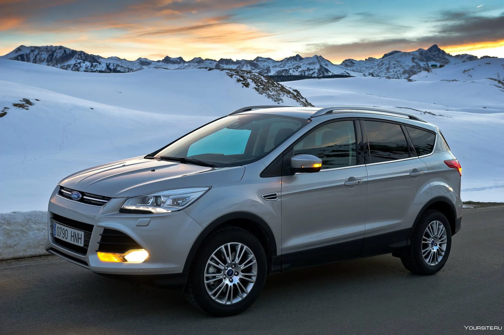 Форд куга проблемы. Форд Куга 2022. Ford Kuga 2013. Ford Kuga 2012. Ford Kuga 2 2013.